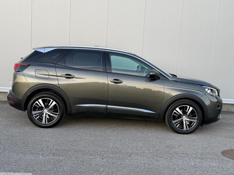 PEUGEOT 3008 1,5 HDI☆ALLURE☆PANORAMA☆VIRTUAL COCKPIT☆AMBIENT LIGHT☆, 2018 god. - 8