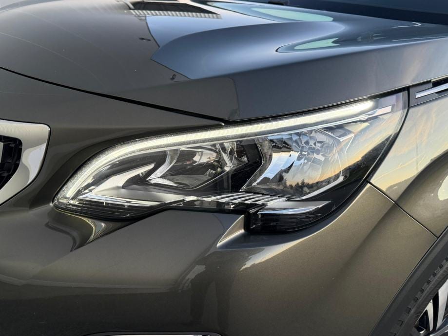 PEUGEOT 3008 1,5 HDI☆ALLURE☆PANORAMA☆VIRTUAL COCKPIT☆AMBIENT LIGHT☆, 2018 god. - 11