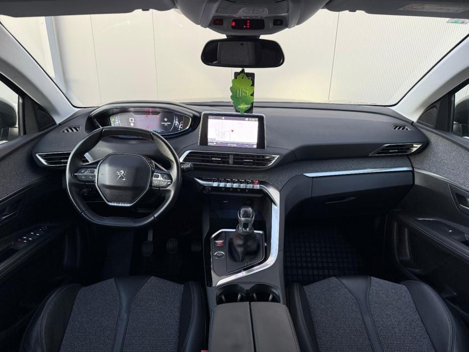 PEUGEOT 3008 1,5 HDI☆ALLURE☆PANORAMA☆VIRTUAL COCKPIT☆AMBIENT LIGHT☆, 2018 god. - 13