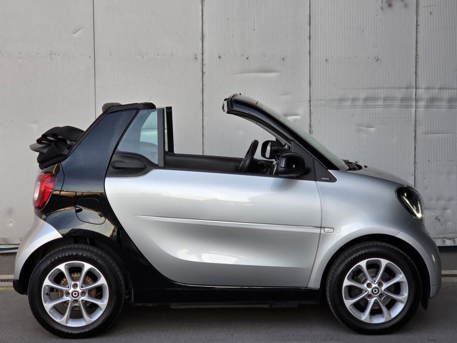 Smart fortwo cabrio TURBO 90KS automatik,LED,AUTOM.KLIMA,NAVIGACIJA, 2017 god. - 10