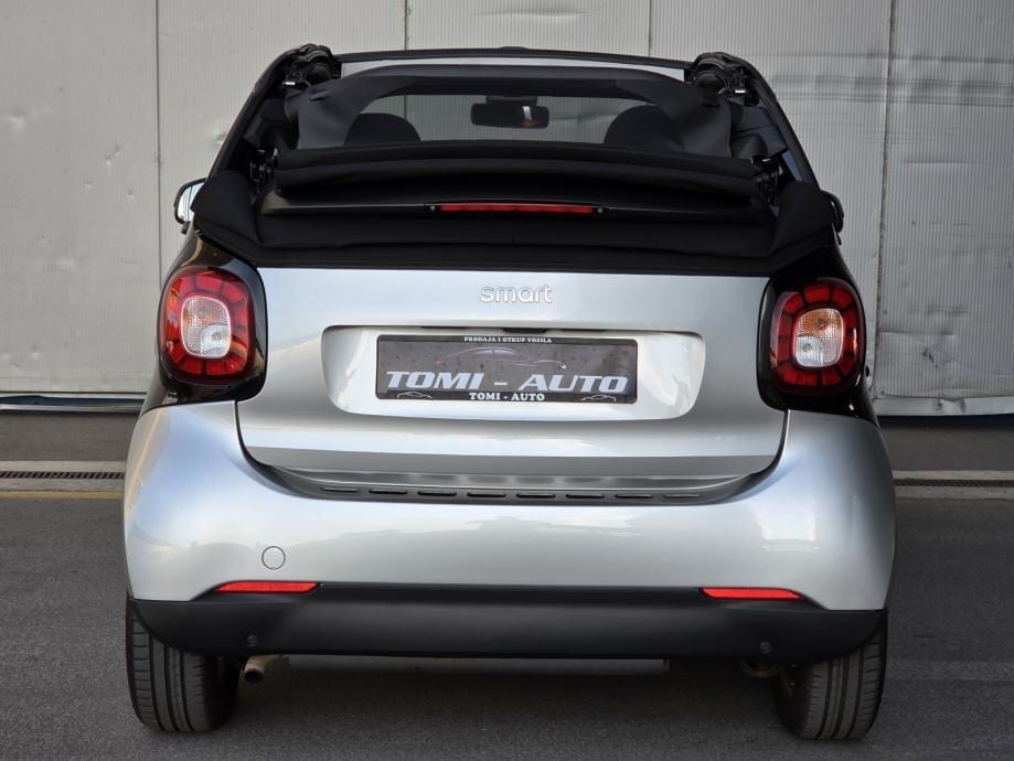 Smart fortwo cabrio TURBO 90KS automatik,LED,AUTOM.KLIMA,NAVIGACIJA, 2017 god. - 12