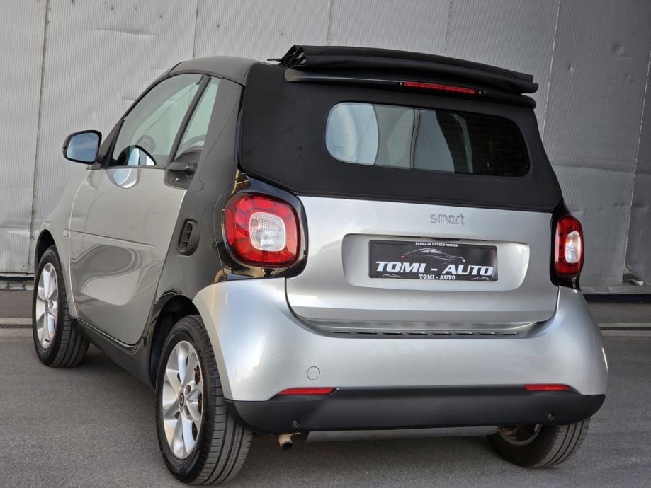 Smart fortwo cabrio TURBO 90KS automatik,LED,AUTOM.KLIMA,NAVIGACIJA, 2017 god. - 15