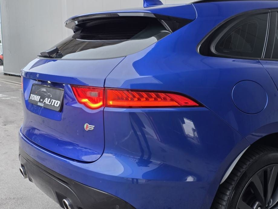 Jaguar F-Pace 3.0 D SPORT automatik,LED,NAVI,ALU 22,AMBIENT,VIRTUAL, 2018 god. - 9