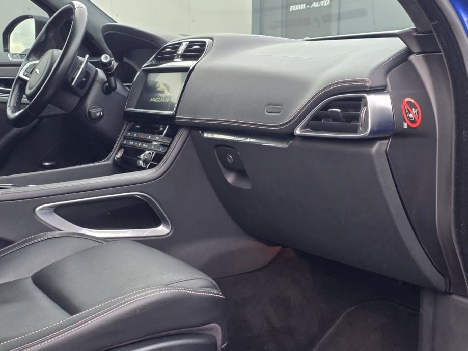 Jaguar F-Pace 3.0 D SPORT automatik,LED,NAVI,ALU 22,AMBIENT,VIRTUAL, 2018 god. - 22