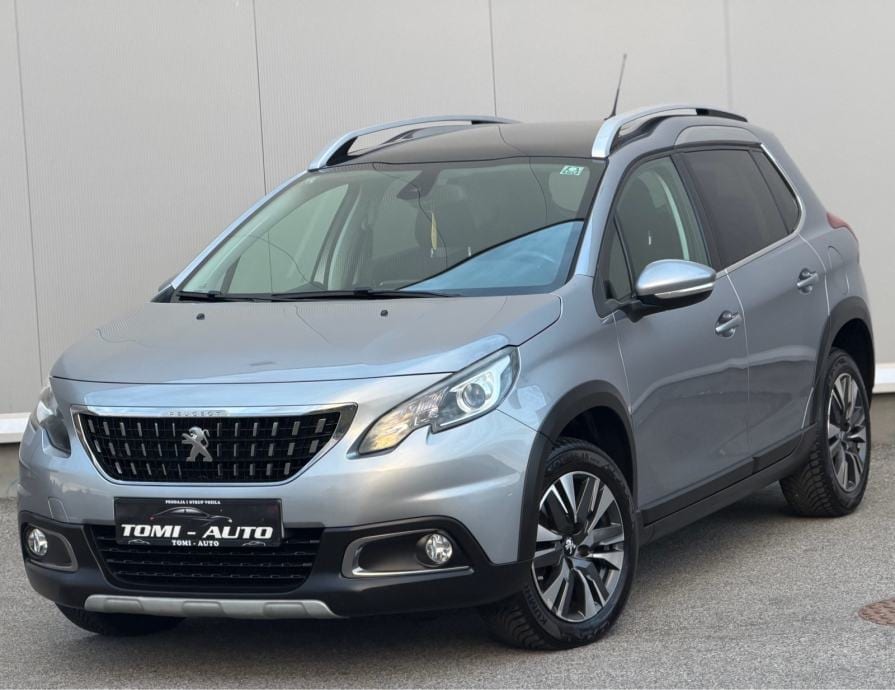 PEUGEOT 2008 1,2-REGISTRIRAN GODINU DANA-PANORAMA-VELIKI SERVIS-KLIMA-, 2017 god. - 2