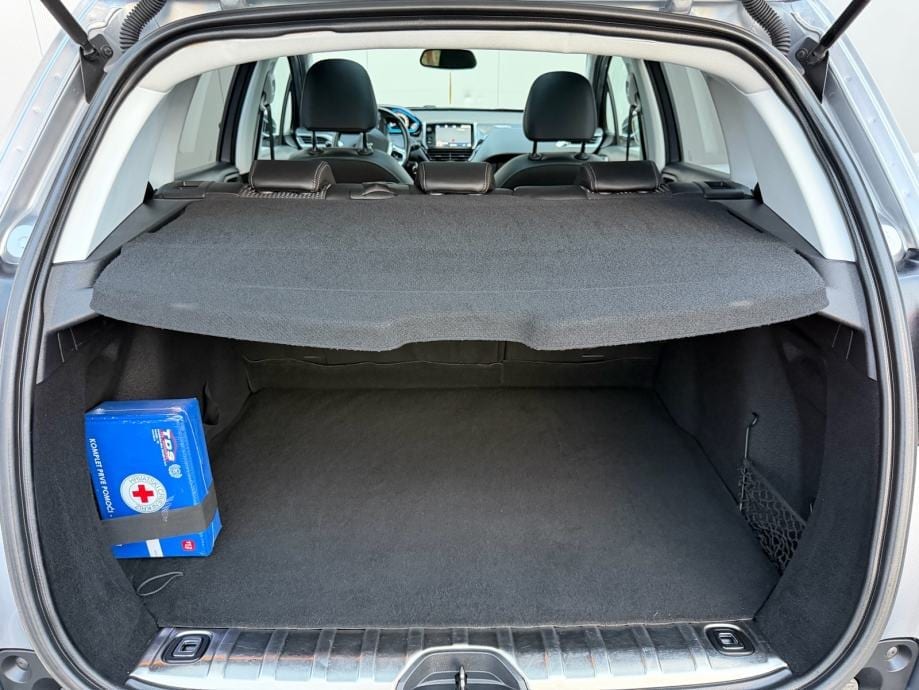 PEUGEOT 2008 1,2-REGISTRIRAN GODINU DANA-PANORAMA-VELIKI SERVIS-KLIMA-, 2017 god. - 19