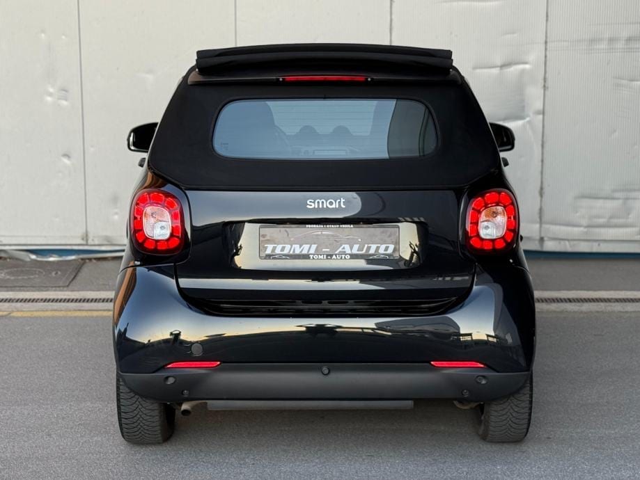Smart fortwo cabrio TURBO 90KS,NAVI,AUTOMATSKA KLIMA,LED,KOŽA,PDC, 2016 god. - 5