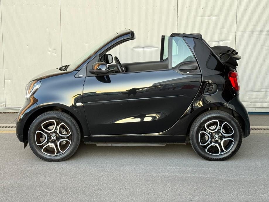 Smart fortwo cabrio TURBO 90KS,NAVI,AUTOMATSKA KLIMA,LED,KOŽA,PDC, 2016 god. - 6