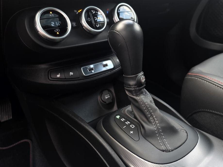 Fiat 500X SPORT FireFly TURBO ,AUTOMATIK,PANO,LED,NAVI,KAMERA,VIRTULA, 2021 god. - 23