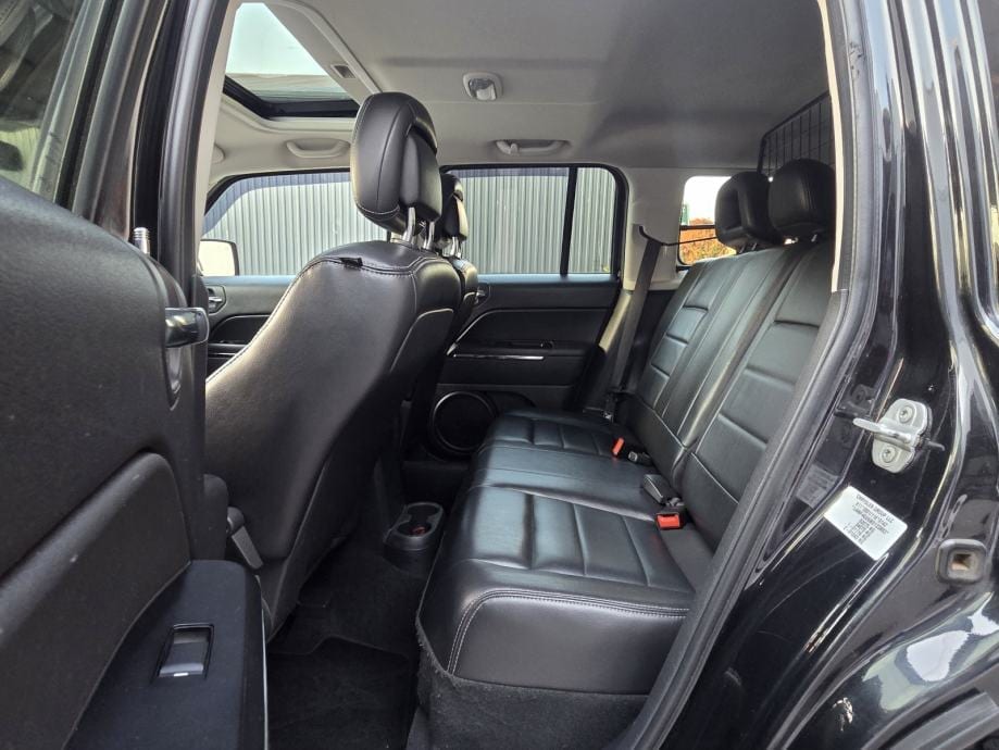 Jeep Patriot 2,2 CRD,NAVI,KOŽA,PDC,KUKA,RHINO-RACK, 2011 god. - 30