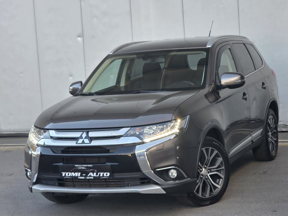 Mitsubishi Outlander 2,2 DI-D 4WD automatik,LED,KAMERA,AUT.KLIMA,NAVI, 2016 god. - 2