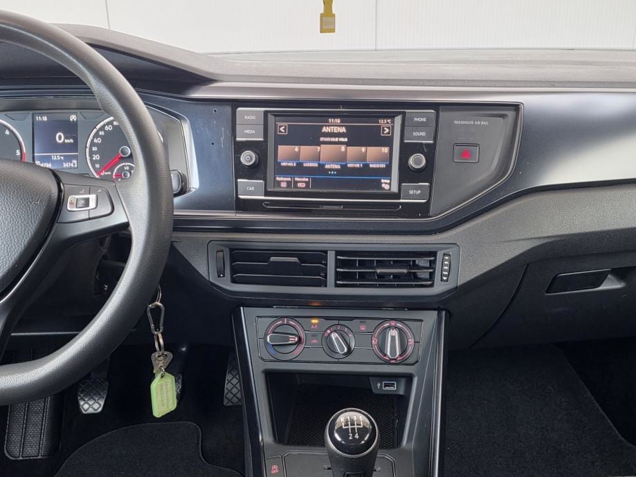 VW Polo 1.6 TDI BMT TRENDLINE,1 VLASNIK, 2018 god. - 28