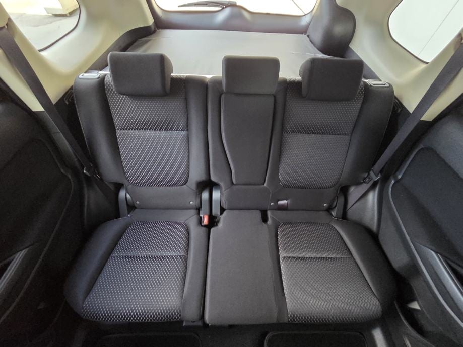 Mitsubishi Outlander 2,2 DI-D 4WD automatik,LED,KAMERA,AUT.KLIMA,NAVI, 2016 god. - 23