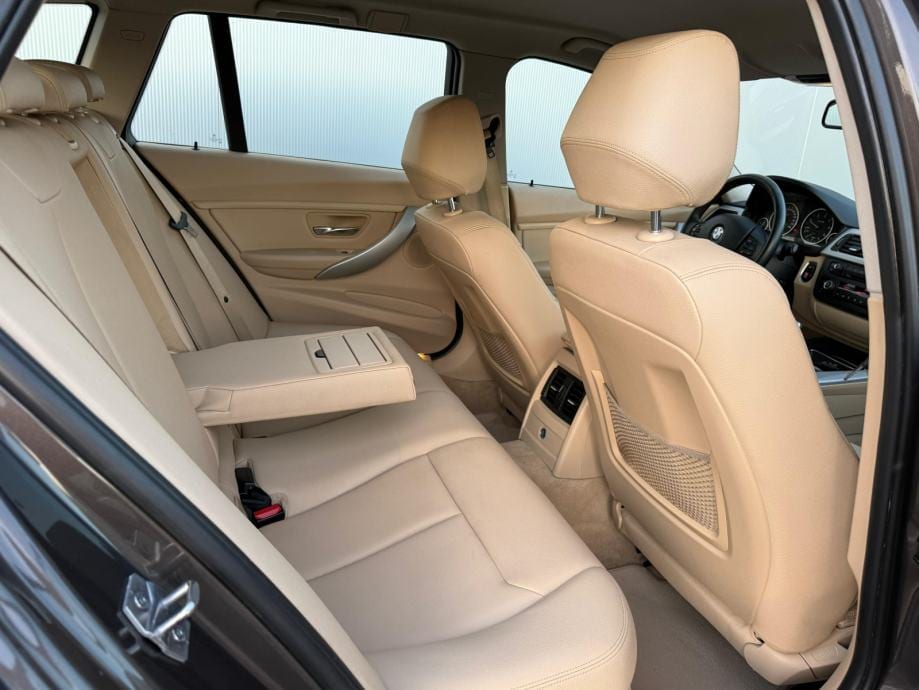 BMW 320 D☆NAVIGACIJA☆DIG.KLIMA☆VELIKI SERVIS☆ALU FELGE☆KOŽA☆, 2012 god. - 21