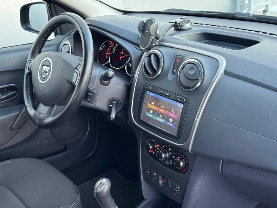 DACIA SANDERO 1,5 dCi ☆DIZEL☆KLIMA☆NAVIGACIJA☆EURO6☆ALU.FELGE☆, 2016 god. - 13