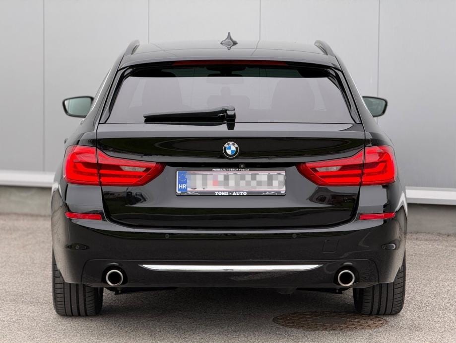 BMW 520 D xDRIVE☆AUTOMATIK☆LUXURY☆AMBIENT LIGHT☆H/K OZVUČENJE☆KAMERA☆, 2019 god. - 6