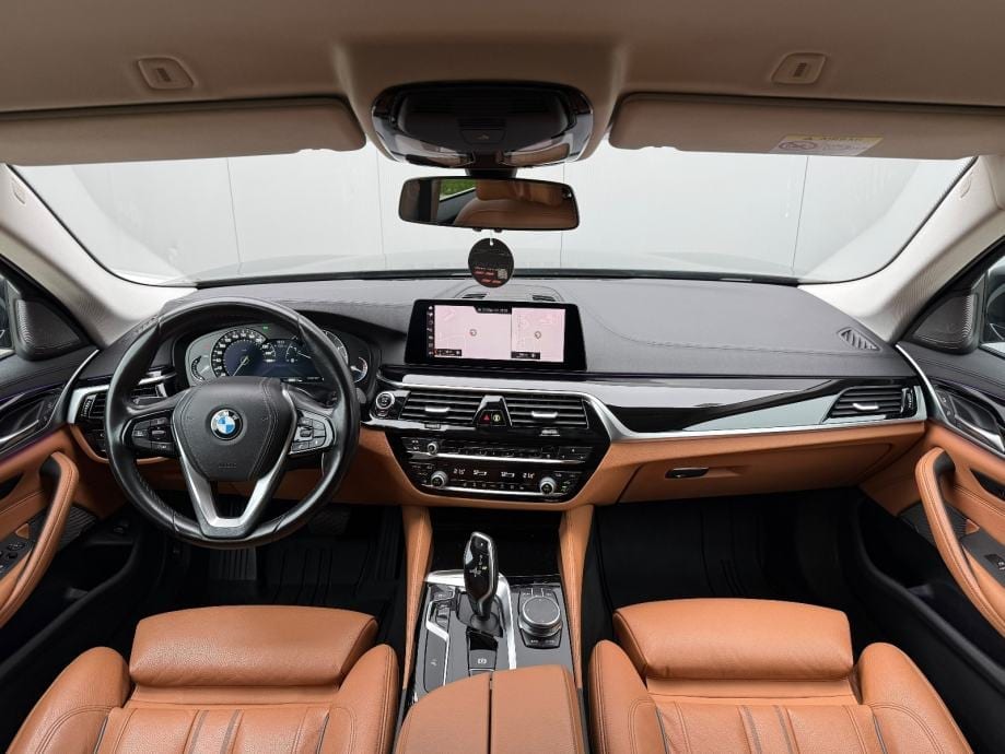 BMW 520 D xDRIVE☆AUTOMATIK☆LUXURY☆AMBIENT LIGHT☆H/K OZVUČENJE☆KAMERA☆, 2019 god. - 12