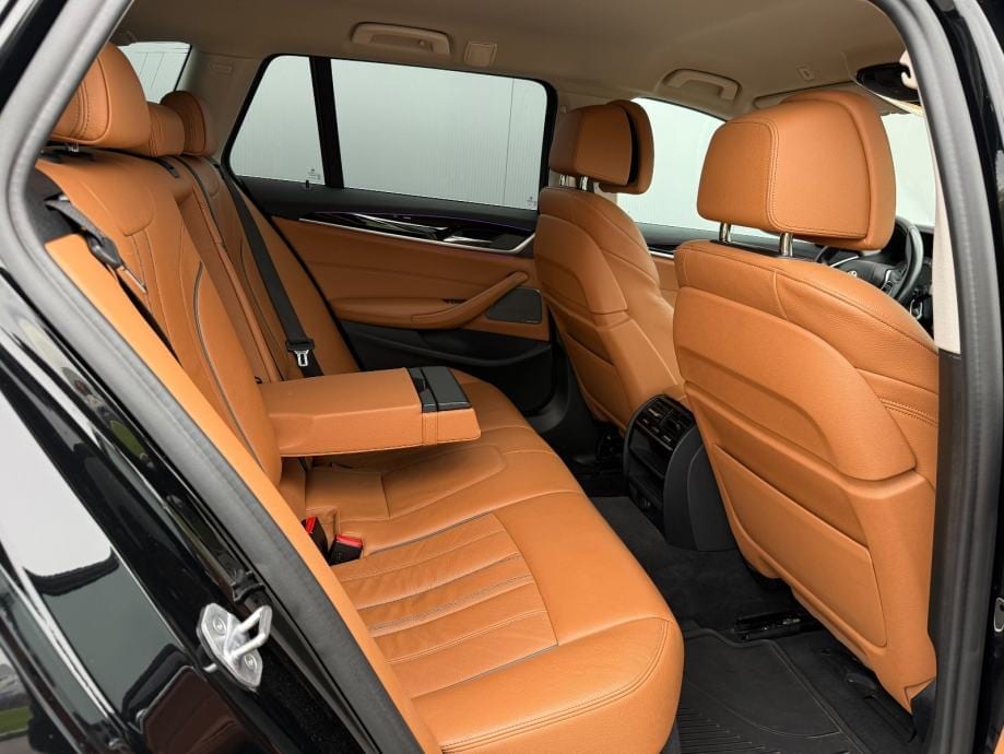 BMW 520 D xDRIVE☆AUTOMATIK☆LUXURY☆AMBIENT LIGHT☆H/K OZVUČENJE☆KAMERA☆, 2019 god. - 24