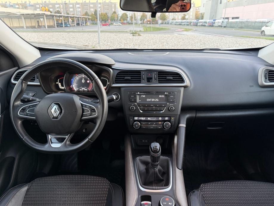 RENAULT KADJAR dCi130-PERLA BIJELA-REGISTRIRAN-PUNO OPREME-TOP STANJE-, 2015 god. - 7
