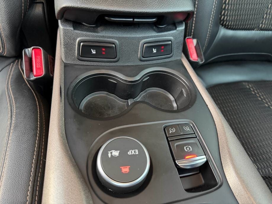 RENAULT KADJAR dCi130-PERLA BIJELA-REGISTRIRAN-PUNO OPREME-TOP STANJE-, 2015 god. - 17