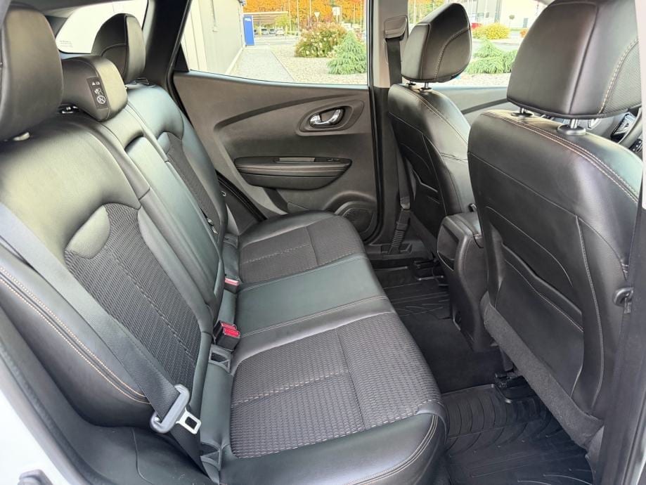 RENAULT KADJAR dCi130-PERLA BIJELA-REGISTRIRAN-PUNO OPREME-TOP STANJE-, 2015 god. - 19