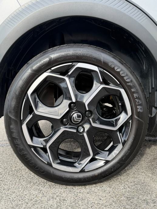 CITROEN C3 MAX TURBO☆NOVI MODEL☆KAMERA☆ALU 17☆TEMPOMAT☆PDC☆HR.AUTO☆, 2025 god. - 8