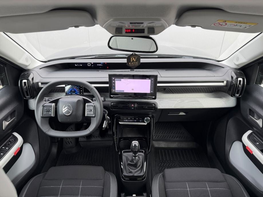CITROEN C3 MAX TURBO☆NOVI MODEL☆KAMERA☆ALU 17☆TEMPOMAT☆PDC☆HR.AUTO☆, 2025 god. - 13