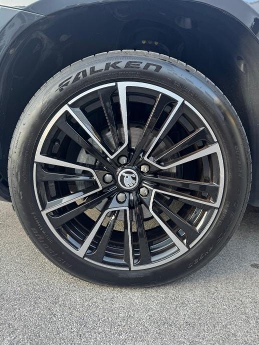 ŠKODA KAROQ 2,0 TDI☆AUTOMATIK☆KAMERA☆REGISTRIRAN☆ALU 18☆, 2021 god. - 8