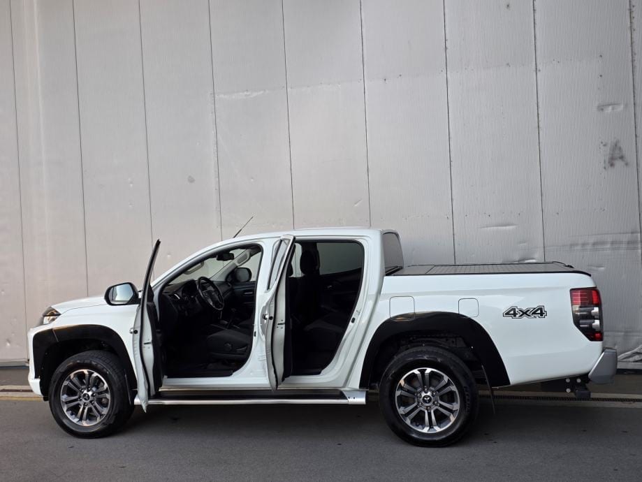 Mitsubishi L200 2,2 DI-D 4X4,ALU,NAVI,KAMERA, 2021 god. - 10