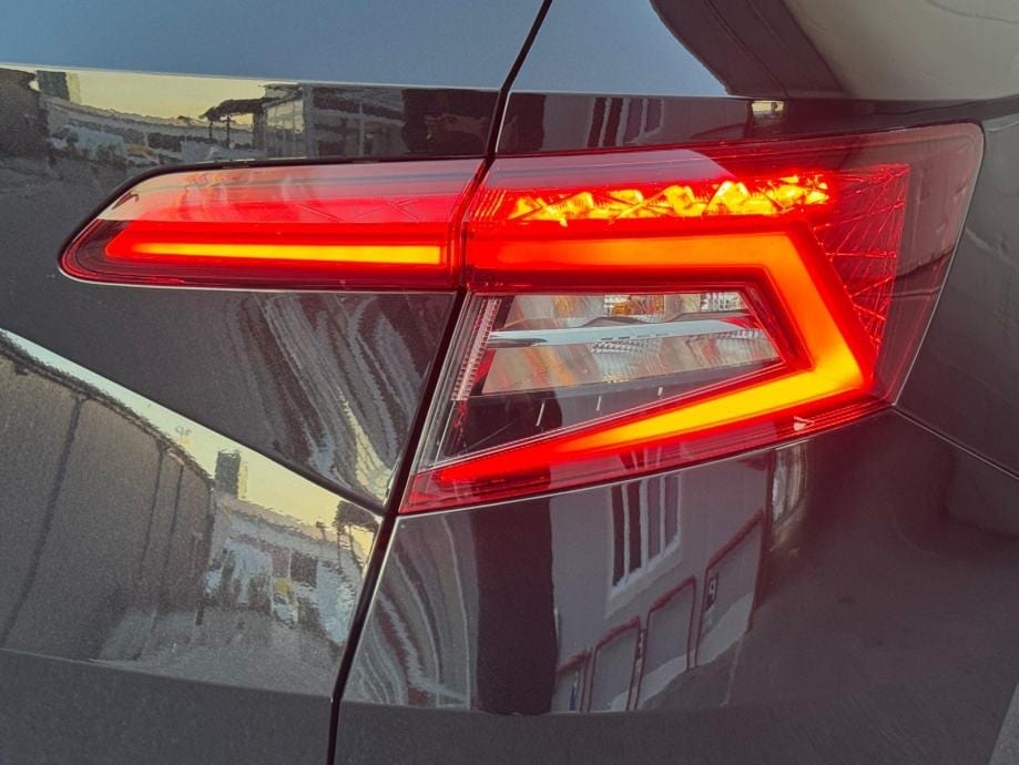 ŠKODA KAROQ 2,0 TDI☆AUTOMATIK☆KAMERA☆REGISTRIRAN☆ALU 18☆, 2021 god. - 9