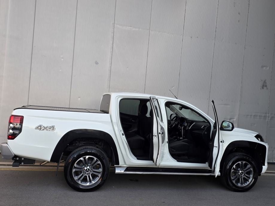 Mitsubishi L200 2,2 DI-D 4X4,ALU,NAVI,KAMERA, 2021 god. - 11