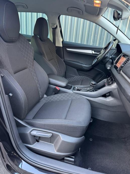 ŠKODA KAROQ 2,0 TDI☆AUTOMATIK☆KAMERA☆REGISTRIRAN☆ALU 18☆, 2021 god. - 18