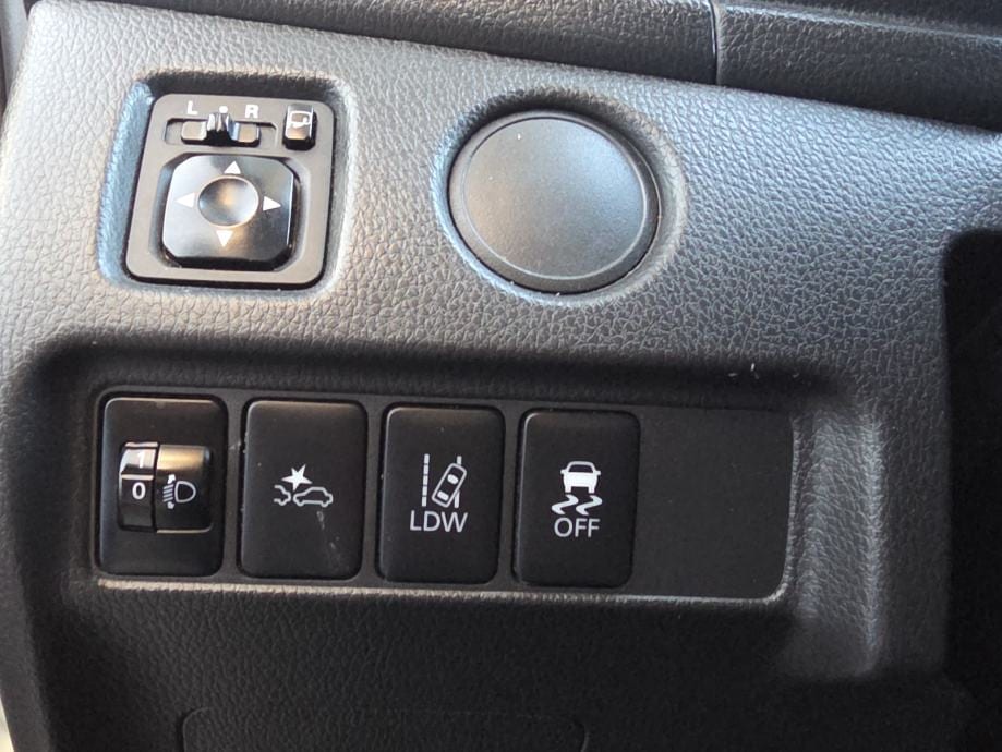 Mitsubishi L200 2,2 DI-D 4X4,ALU,NAVI,KAMERA, 2021 god. - 28