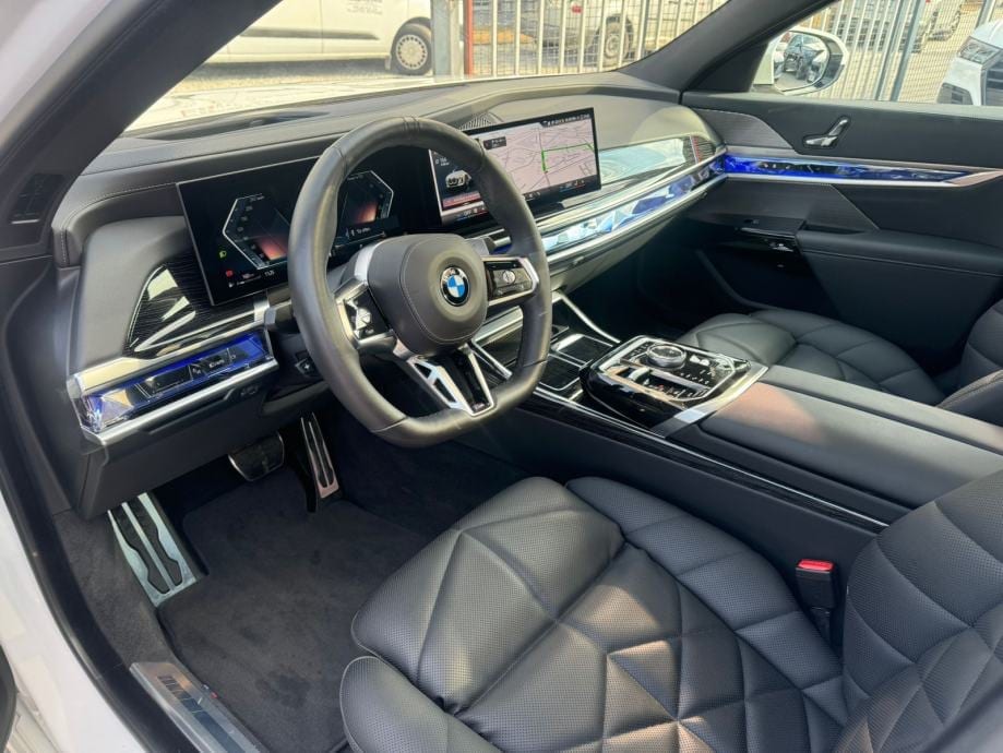 BMW serija 7 740d X DRIVE automatik, 2024 god. - 7