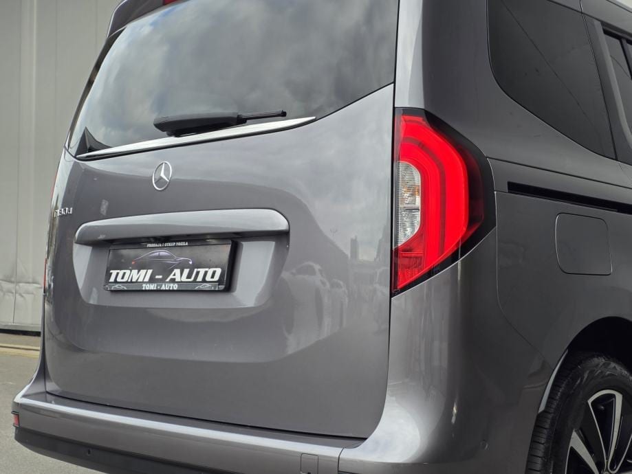 Mercedes-Benz T-klasa 180D automatik,LED,NAVI,KOŽA,KAMERA, 2022 god. - 15