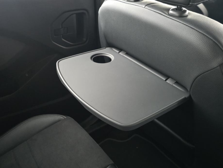 Mercedes-Benz T-klasa 180D automatik,LED,NAVI,KOŽA,KAMERA, 2022 god. - 18