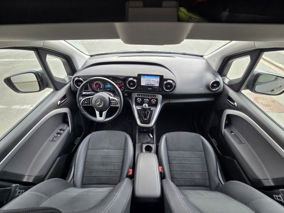 Mercedes-Benz T-klasa 180D automatik,LED,NAVI,KOŽA,KAMERA, 2022 god. - 20