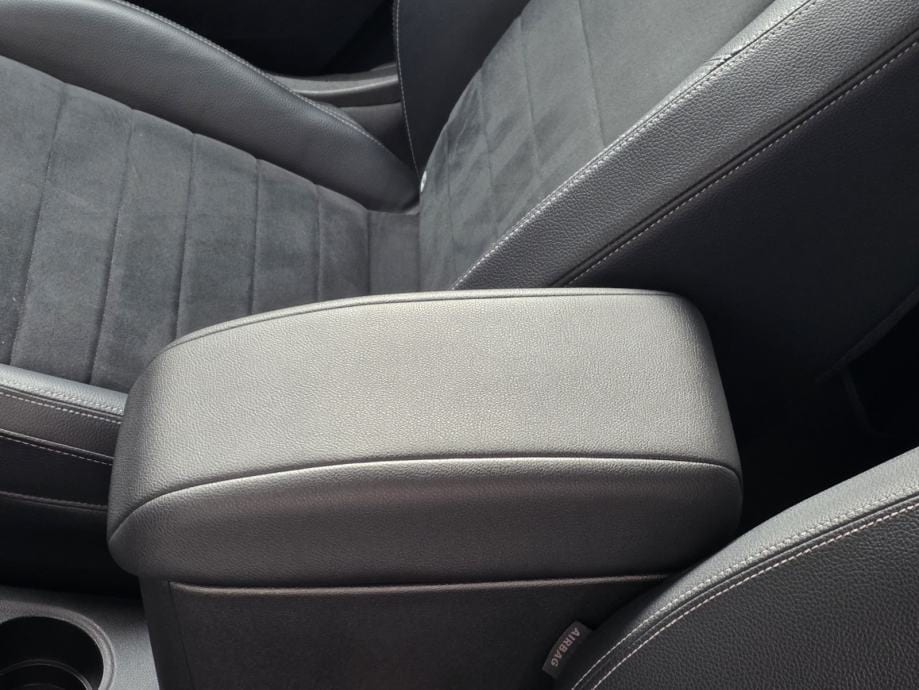 Mercedes-Benz T-klasa 180D automatik,LED,NAVI,KOŽA,KAMERA, 2022 god. - 21