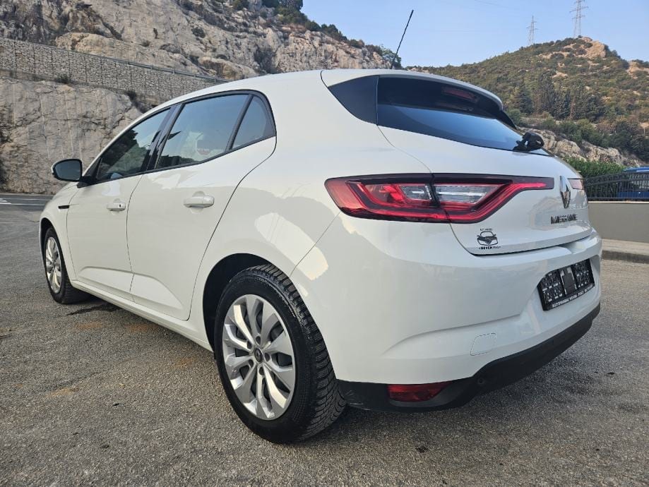 Renault Megane 1.5 dCi 2020 NAVIGACIJA ** U DOLASKU !! - 8