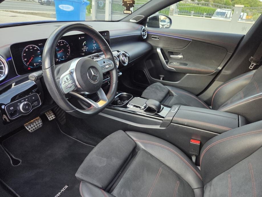 Mercedes-Benz CLA klasa 220 ** AMG FULL PAKET ** JAMSTVO !! - 12