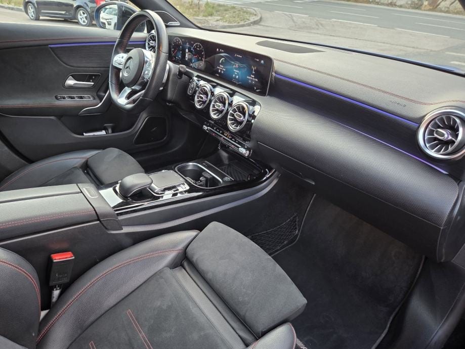 Mercedes-Benz CLA klasa 220 ** AMG FULL PAKET ** JAMSTVO !! - 13