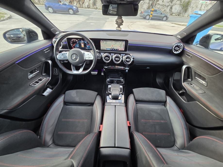 Mercedes-Benz CLA klasa 220 ** AMG FULL PAKET ** JAMSTVO !! - 14