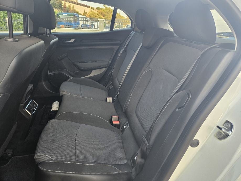 Renault Megane 1.5 dCi 2020 NAVIGACIJA ** U DOLASKU !! - 18