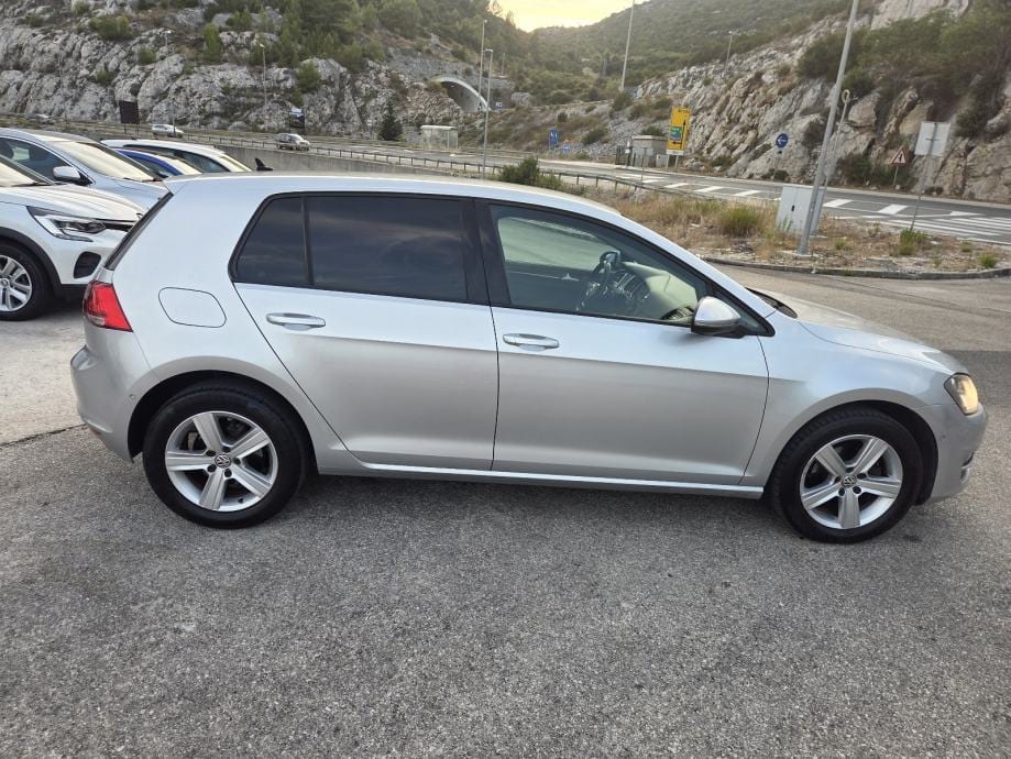 VW Golf 7 1,6 TDI BMT AUTOMATIK - 4