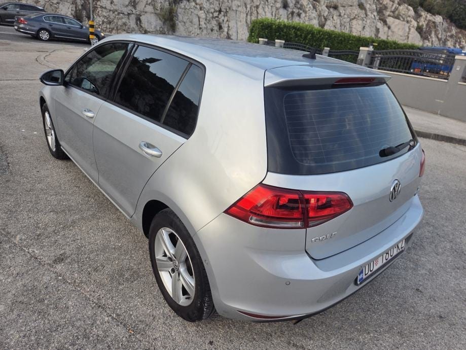 VW Golf 7 1,6 TDI BMT AUTOMATIK - 9