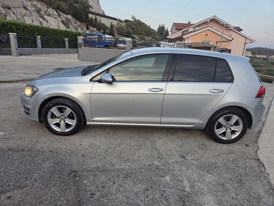 VW Golf 7 1,6 TDI BMT AUTOMATIK - 10