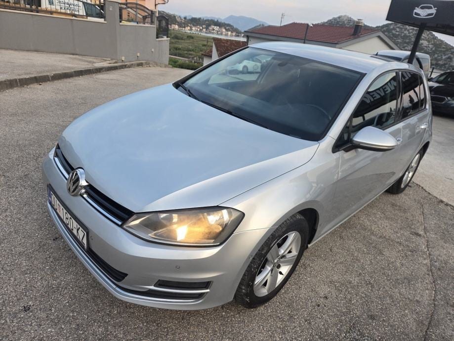 VW Golf 7 1,6 TDI BMT AUTOMATIK - 11