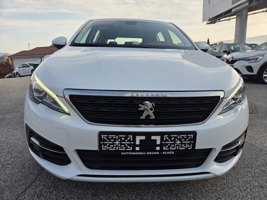 Peugeot 308 1,6 HDi ** 2018 ** ACTIVE OPREMA ** JAMSTVO !!, 2018 god. - 2