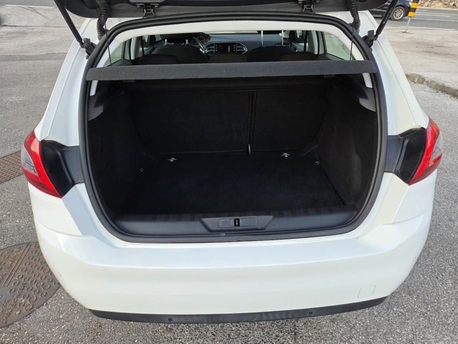 Peugeot 308 1,6 HDi ** 2018 ** ACTIVE OPREMA ** JAMSTVO !!, 2018 god. - 20