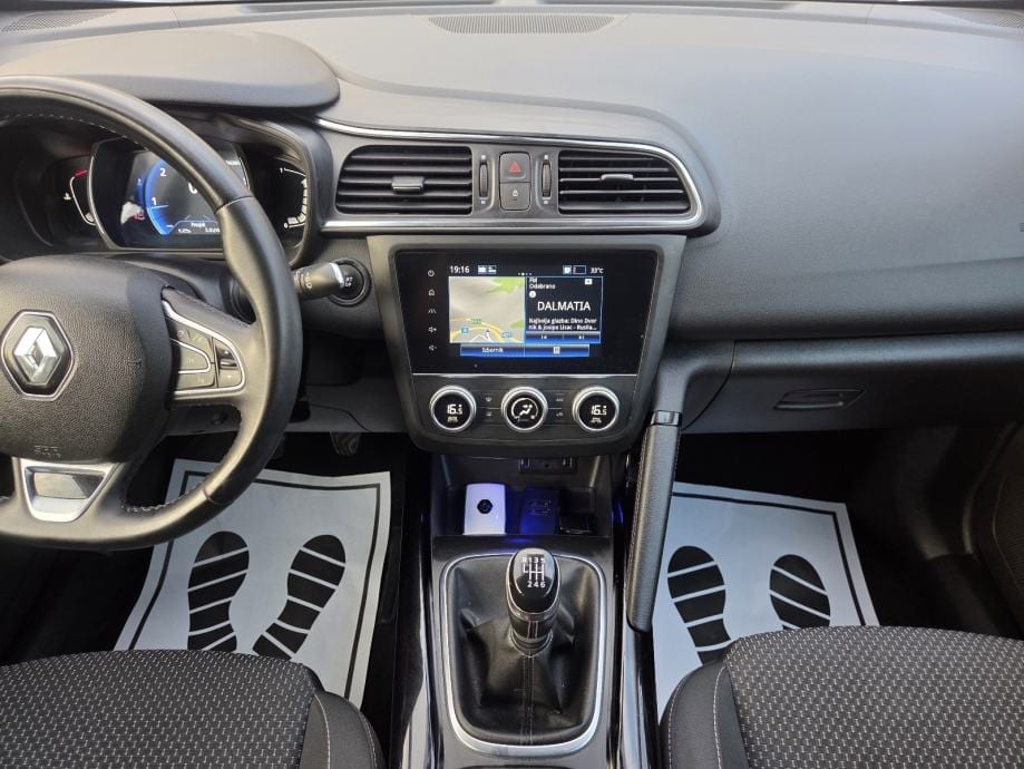 Renault Kadjar dCi 115 ** 2019 **LIMITED OPREMA** JAMSTVO !!, 2019 god. - 16